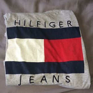 Tommy Hilfiger tee